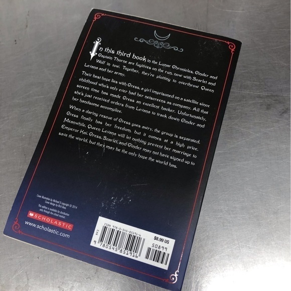 The Lunar Chronicles: Cress by: Marissa Meyer, paperback book - Picture 6 of 7